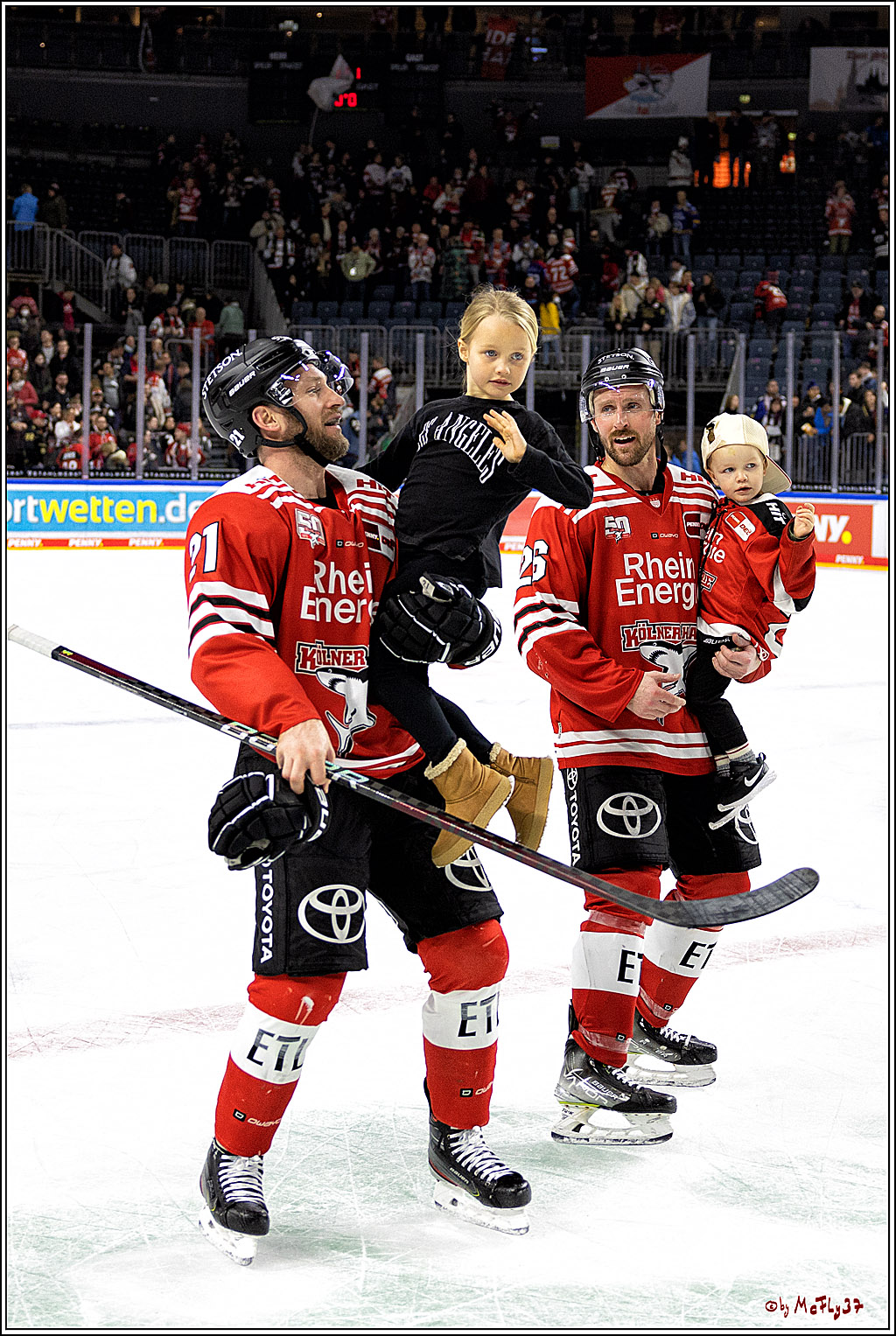 PENNY DEL;  Kölner Haie - Löwen Frankfurt; Köln, 01.12.2022